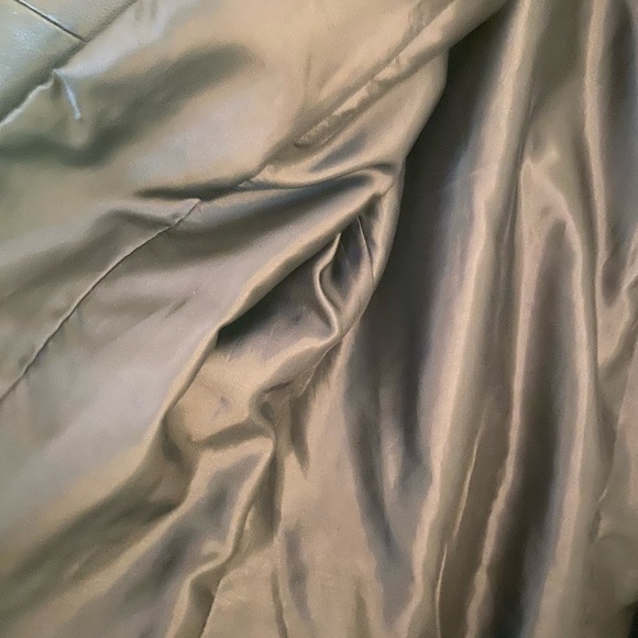 ALFANI Woman’s Leather Jacket - Picture 7 of 9